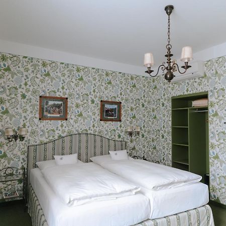 Romantik Hotel Zur Post Fuerstenfeldbruck Esterno foto