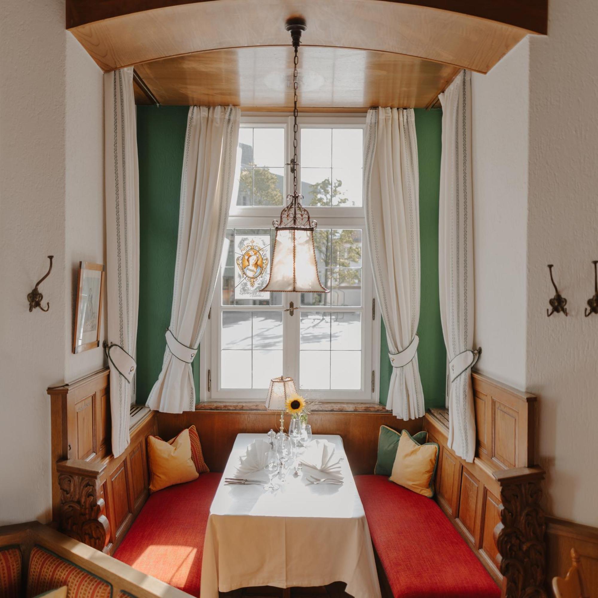 Romantik Hotel Zur Post Fuerstenfeldbruck Esterno foto
